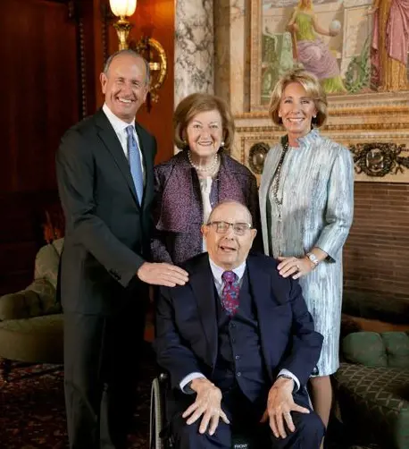Dick DeVos with his wife and parents.