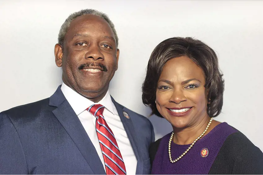 The picture of Jerry and Val Demings shoot together for the website of Orange County